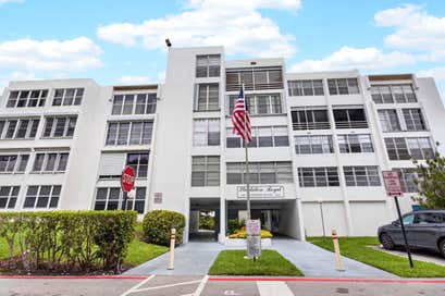 6903 Cypress Road B23 Plantation FL 33317