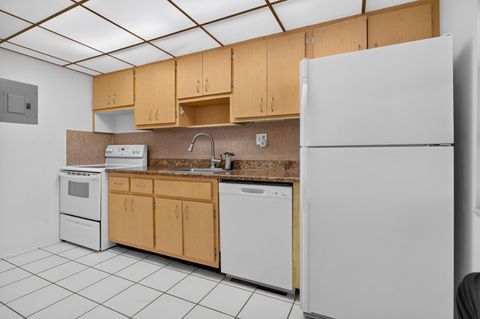 Tiny photo for 6903 Cypress Road #B23, Plantation, FL 33317 (MLS # B26054121)