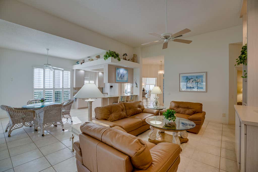 Photo of 320 NW Bentley Circle, Port Saint Lucie, FL 34986 (MLS # R10794385)