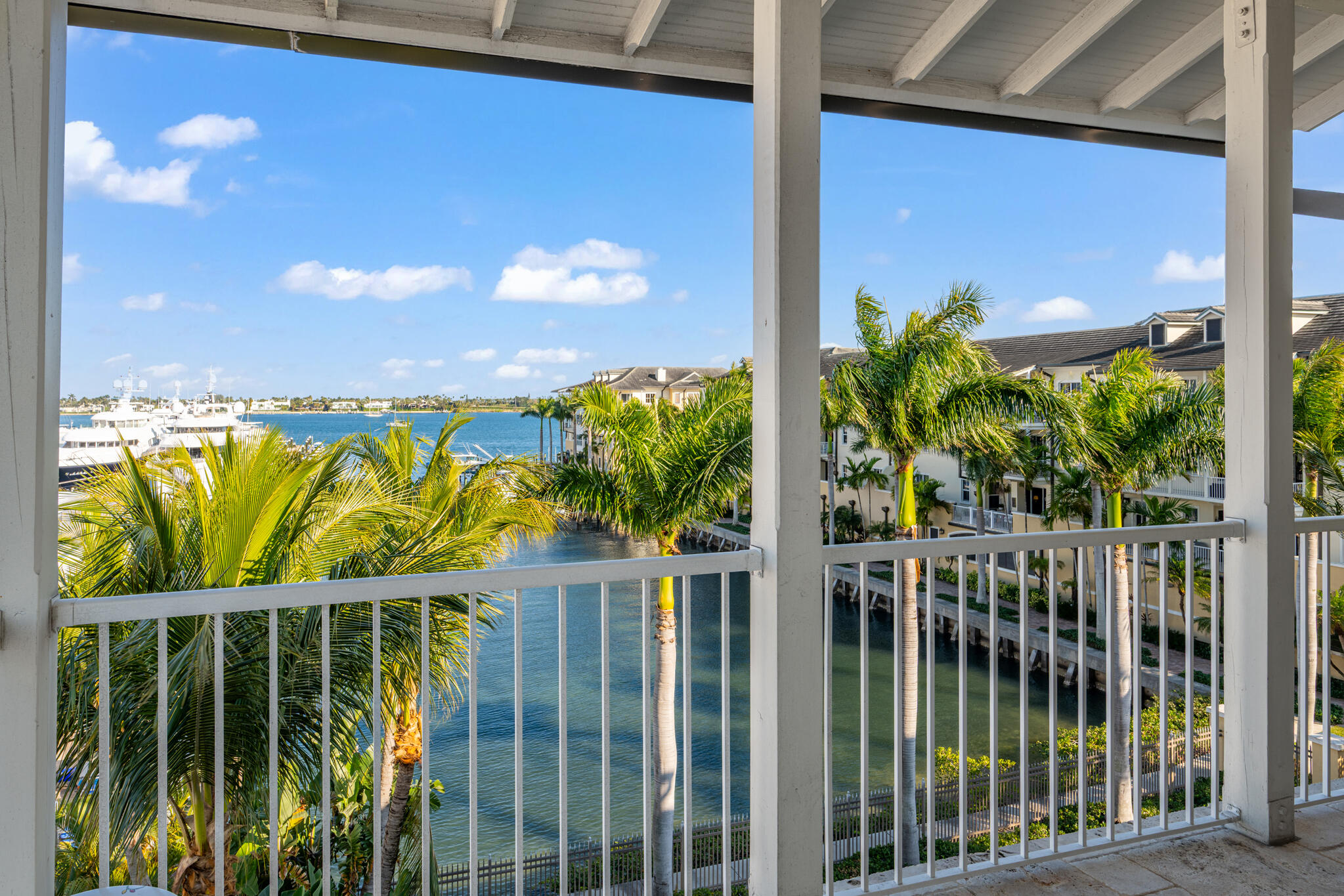 3950 N Flagler Drive 401