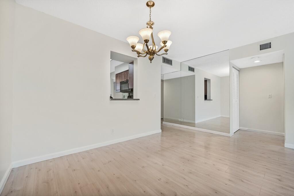 HUNTINGTON LAKES SEC THREE CONDOS - Residential