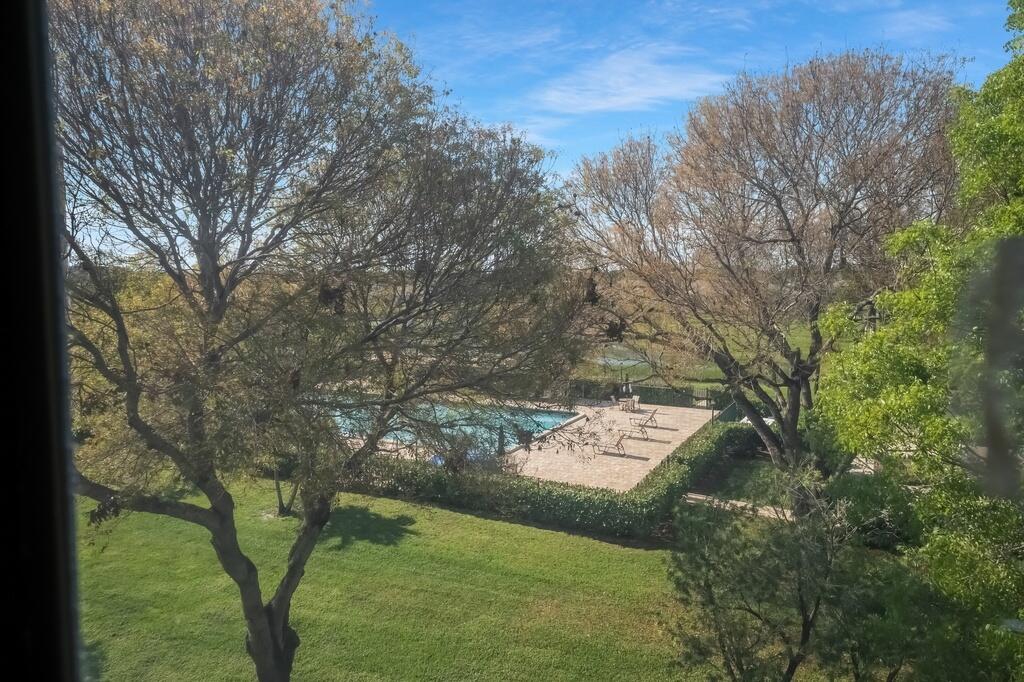 HUNTINGTON LAKES SEC THREE CONDOS - Residential