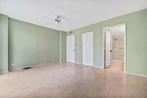 Tiny photo for 7286 Huntington Lane #405, Delray Beach, FL 33446 (MLS # B26019656)