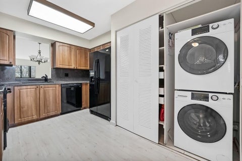 Tiny photo for 7286 Huntington Lane #405, Delray Beach, FL 33446 (MLS # B26019656)
