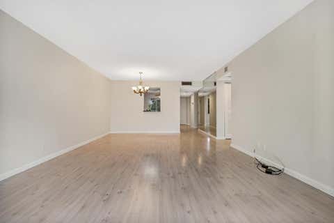 Tiny photo for 7286 Huntington Lane #405, Delray Beach, FL 33446 (MLS # B26019656)