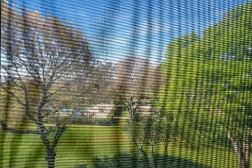 HUNTINGTON LAKES SEC THREE CONDOS - Residential