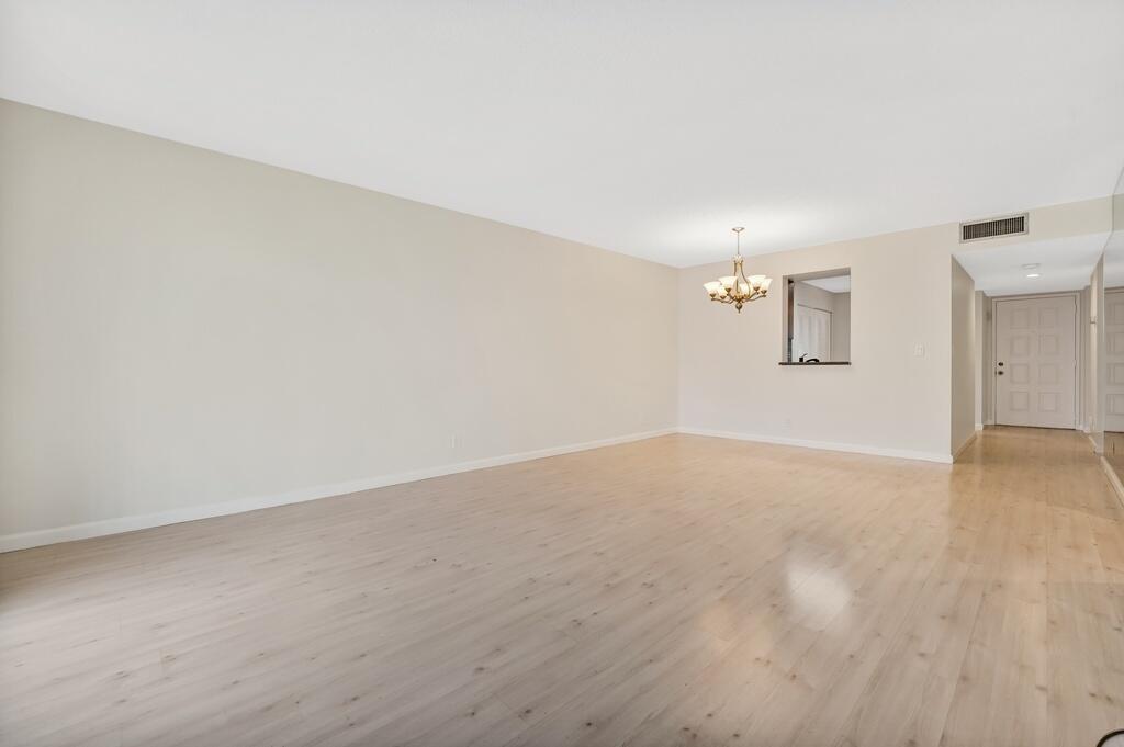 HUNTINGTON LAKES SEC THREE CONDOS - Residential