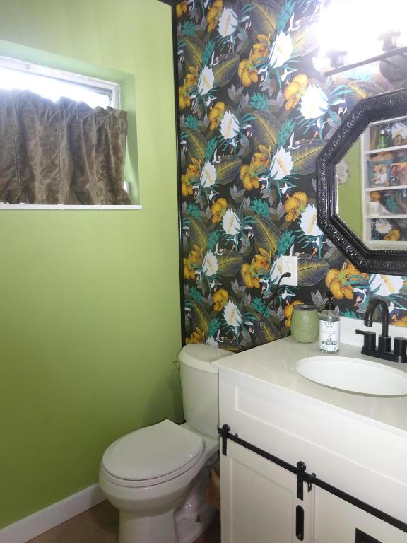 CRESTHAVEN VILLAS 14 CONDO - Residential