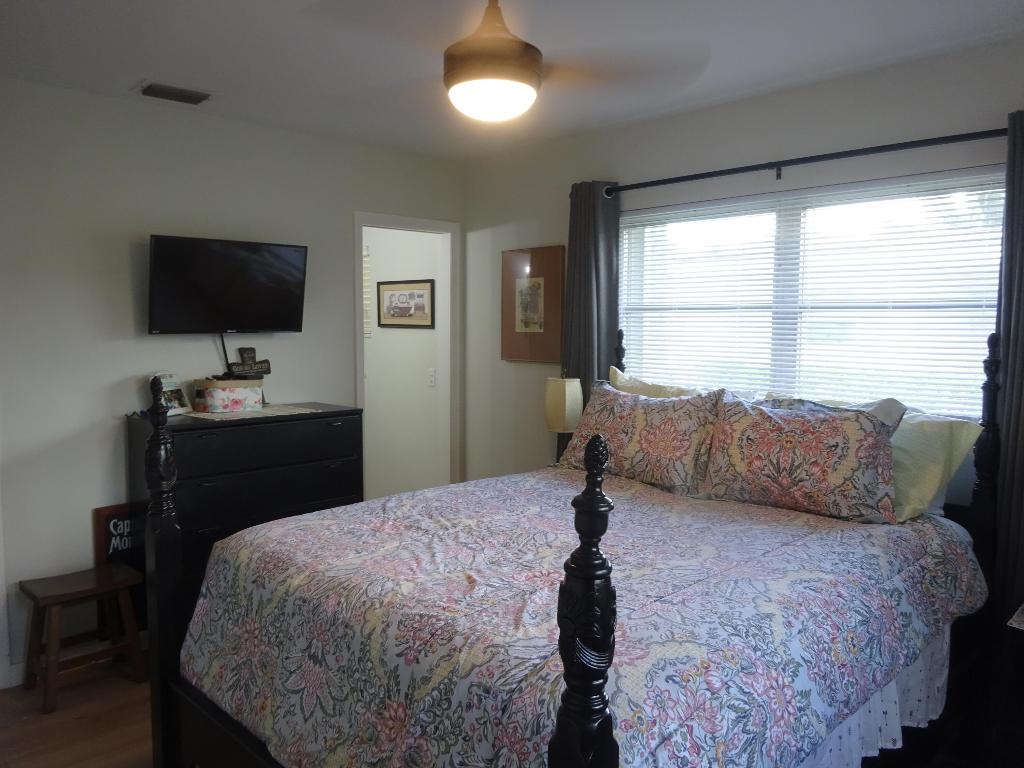 CRESTHAVEN VILLAS 14 CONDO - Residential