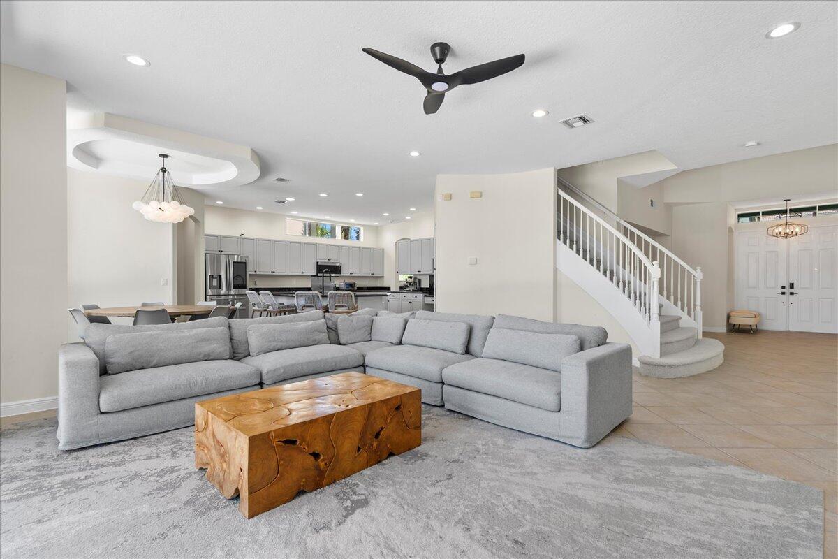 9222 Delemar Court