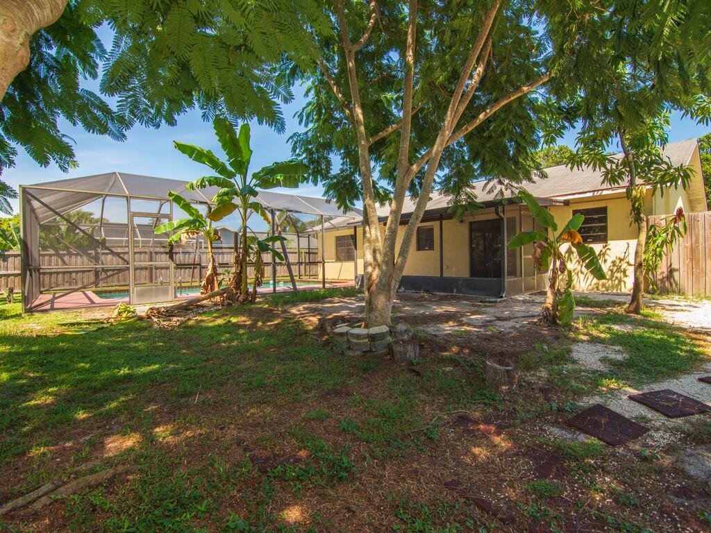 INDIAN RIVER ESTATES UNIT 9 - Residential Lease