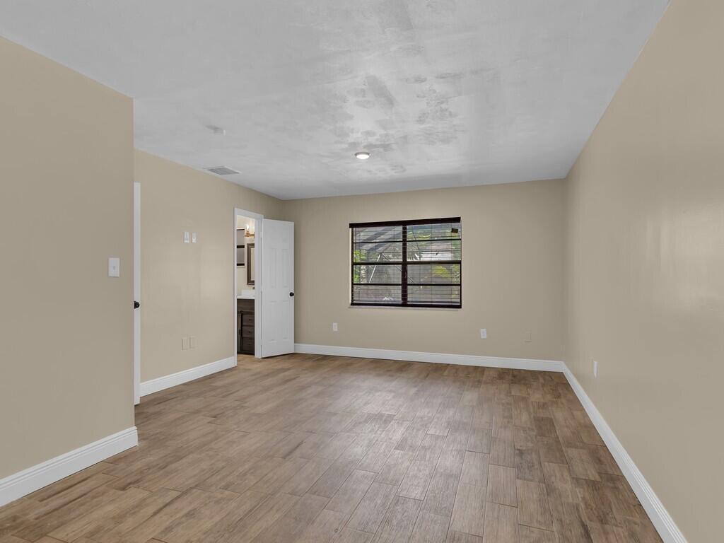 INDIAN RIVER ESTATES UNIT 9 - Residential Lease