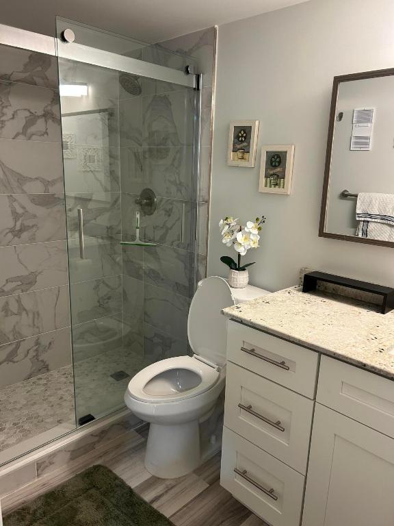 HUNTINGTON LAKES - Residential