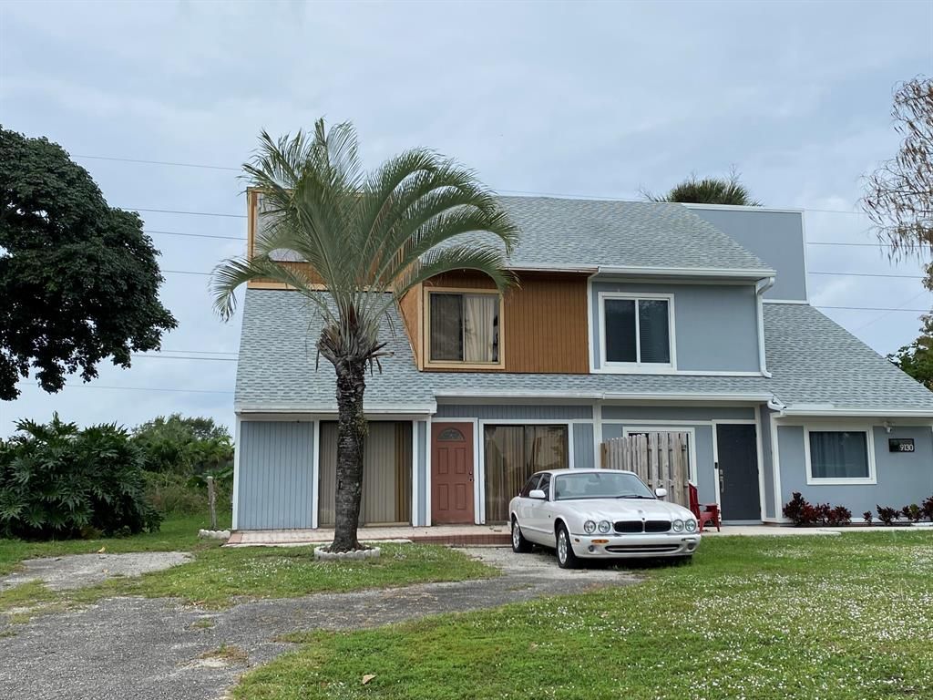 Photo of 9128 Green Meadows Way, Palm Beach Gardens, FL 33418 (MLS # R10765791)