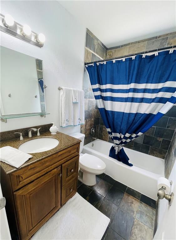 TAMARAC LAKES - Residential
