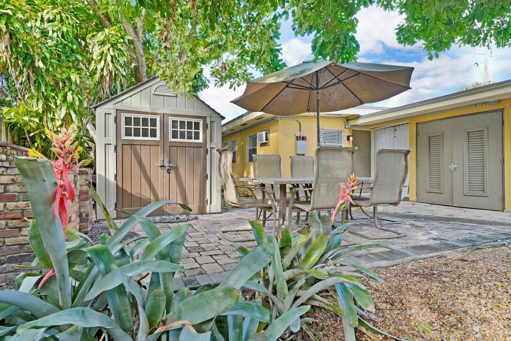 Photo of 2036 NE 26th Street #1, Wilton Manors, FL 33305 (MLS # R10982501)