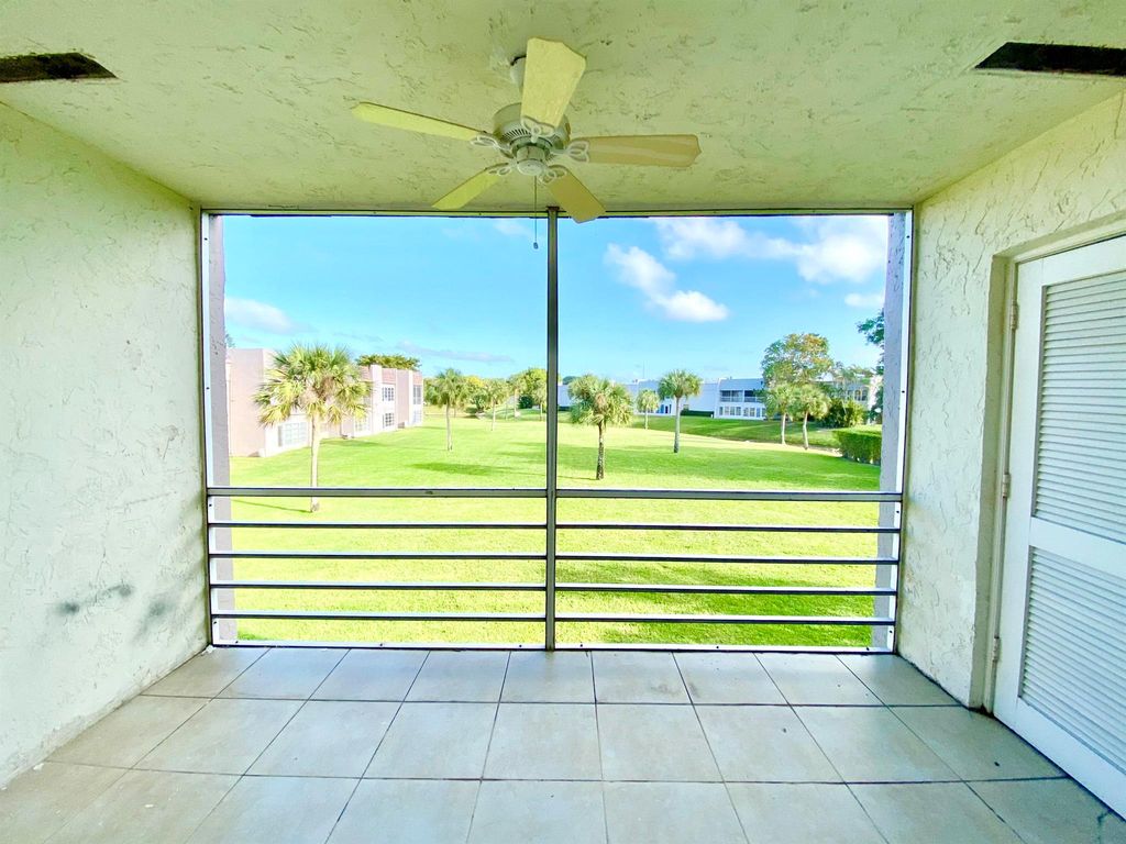 Photo of 2828 Casita Way #202, Delray Beach, FL 33445 (MLS # R11105211)