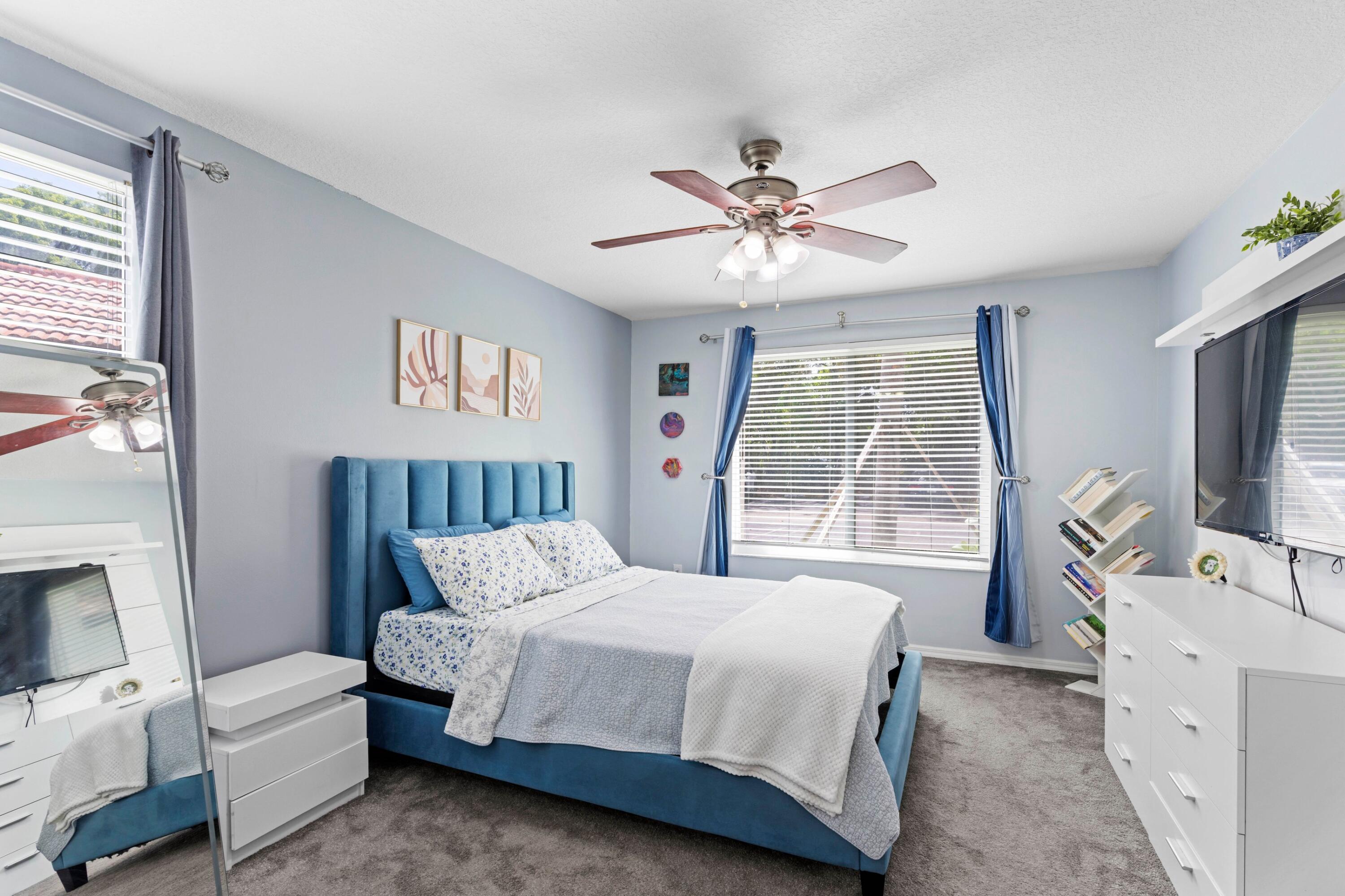 VILLA DEL SOL CONDO - Residential