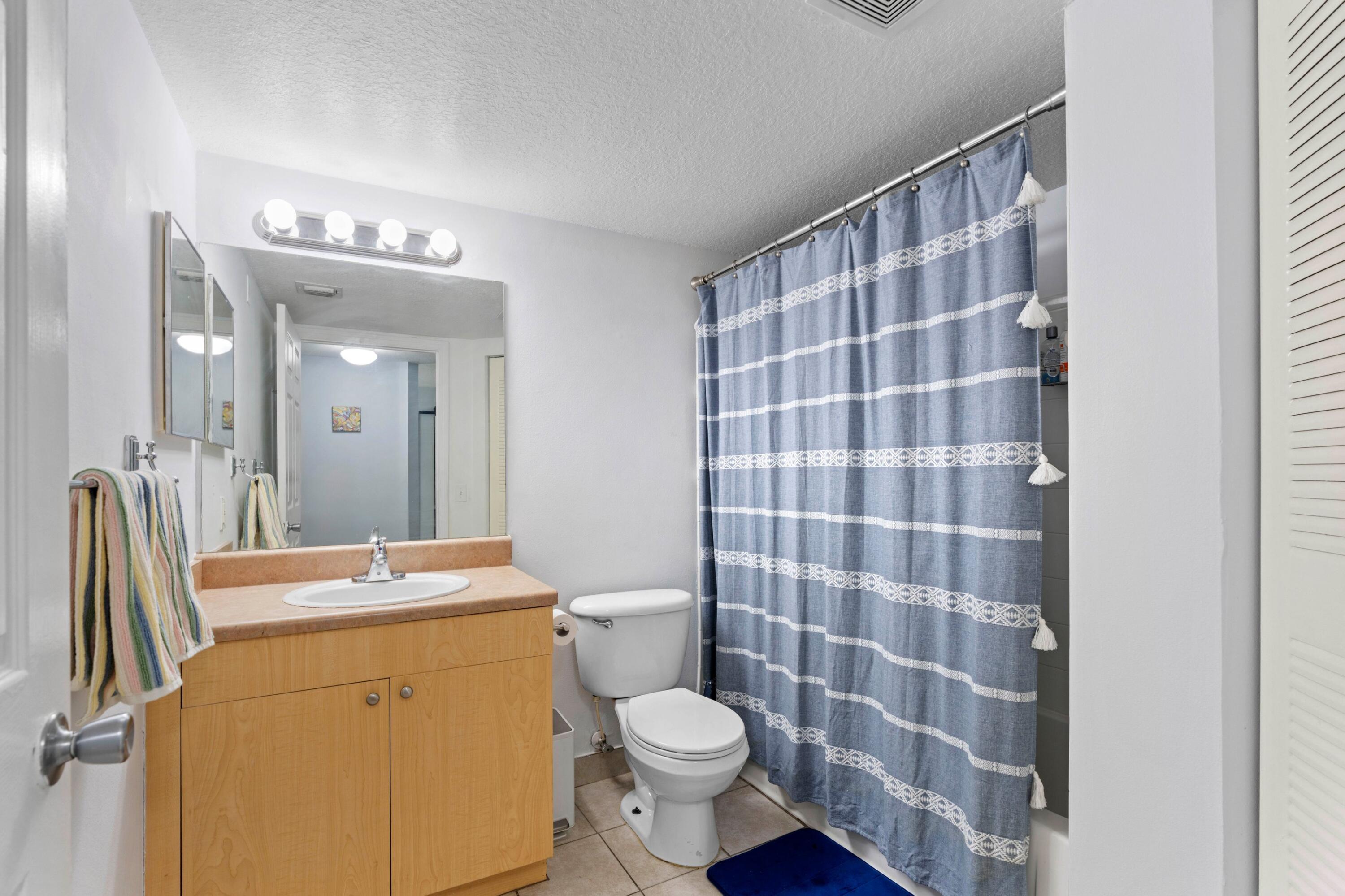 VILLA DEL SOL CONDO - Residential