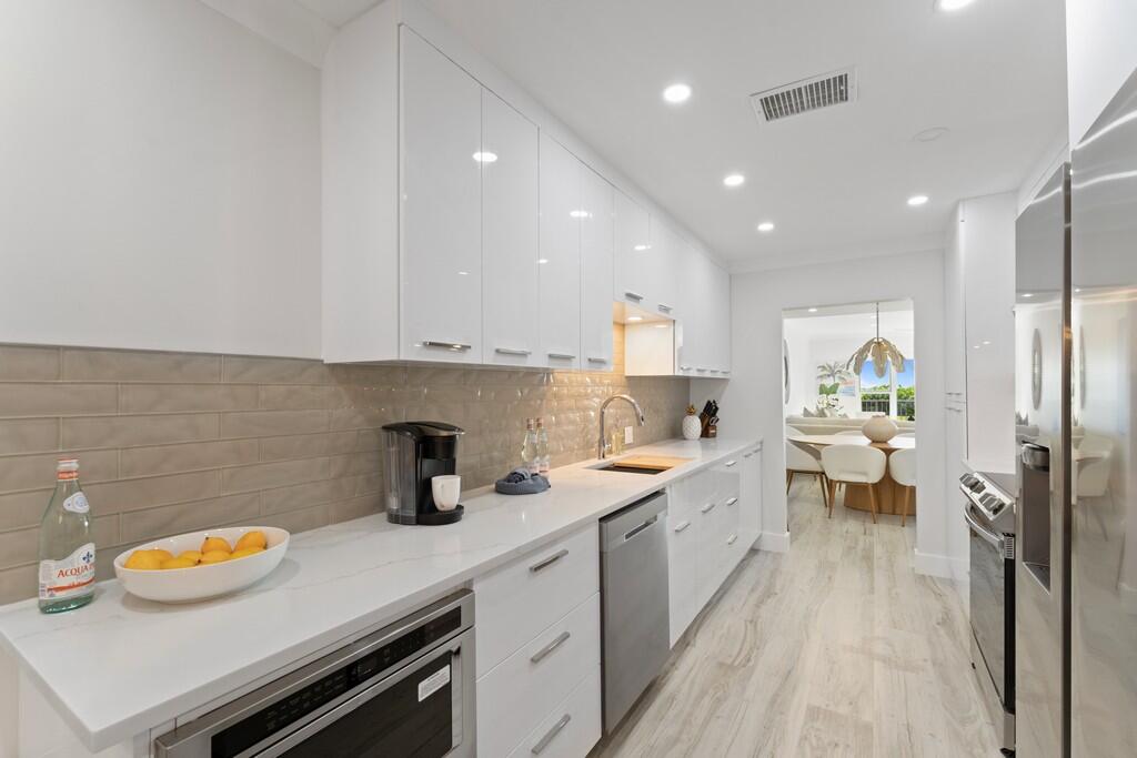 THE MARITIMES CONDO - Residential Lease