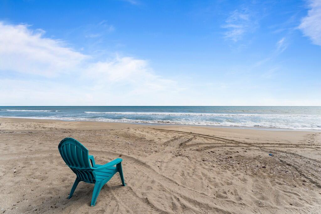 THE MARITIMES CONDO - Residential Lease