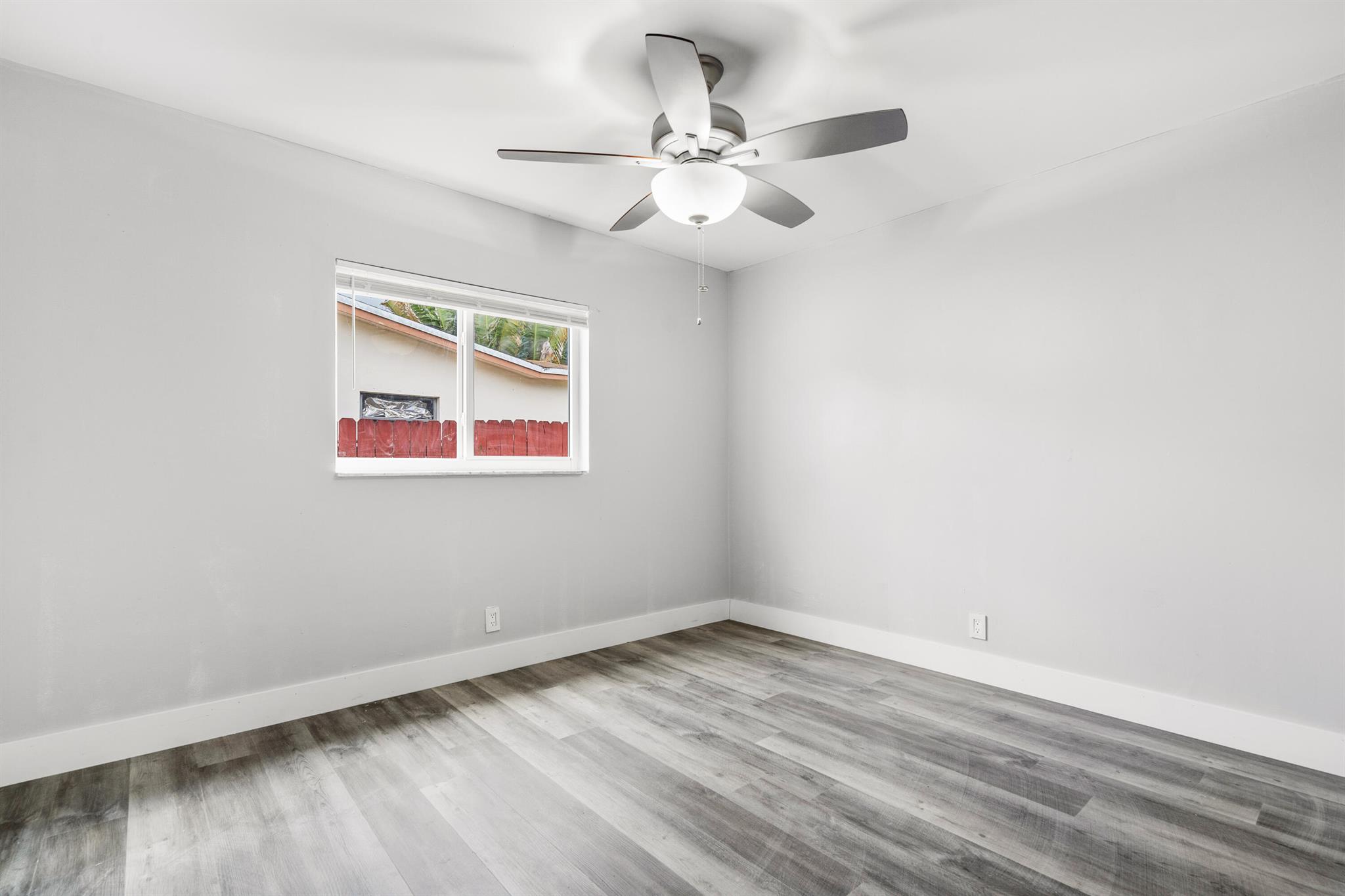 ORIOLE-MARGATE SEC 4 - Residential