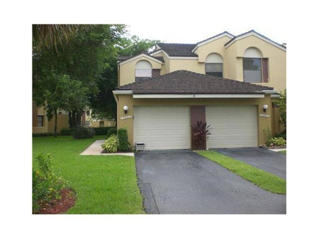 Photo of 134 NW 98th Terrace, Plantation, FL 33324 (MLS # B26021036)