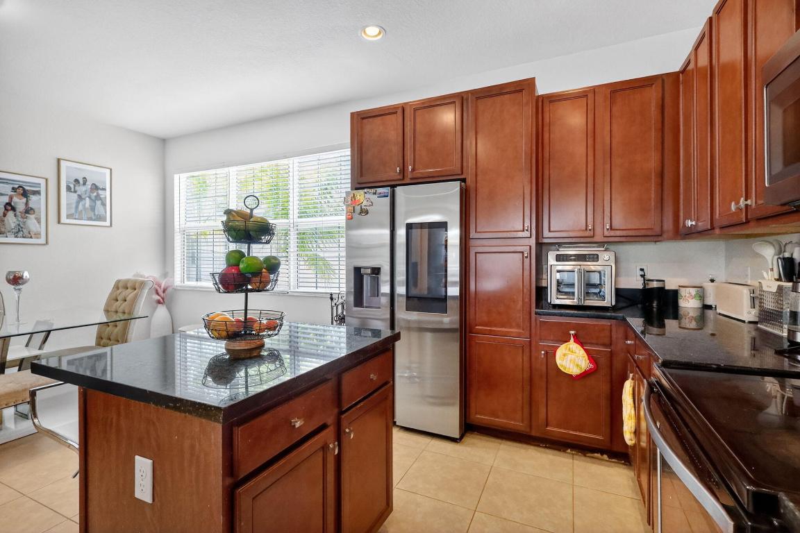 MIRAMAR RESIDENTIAL PLAT - Residential Lease