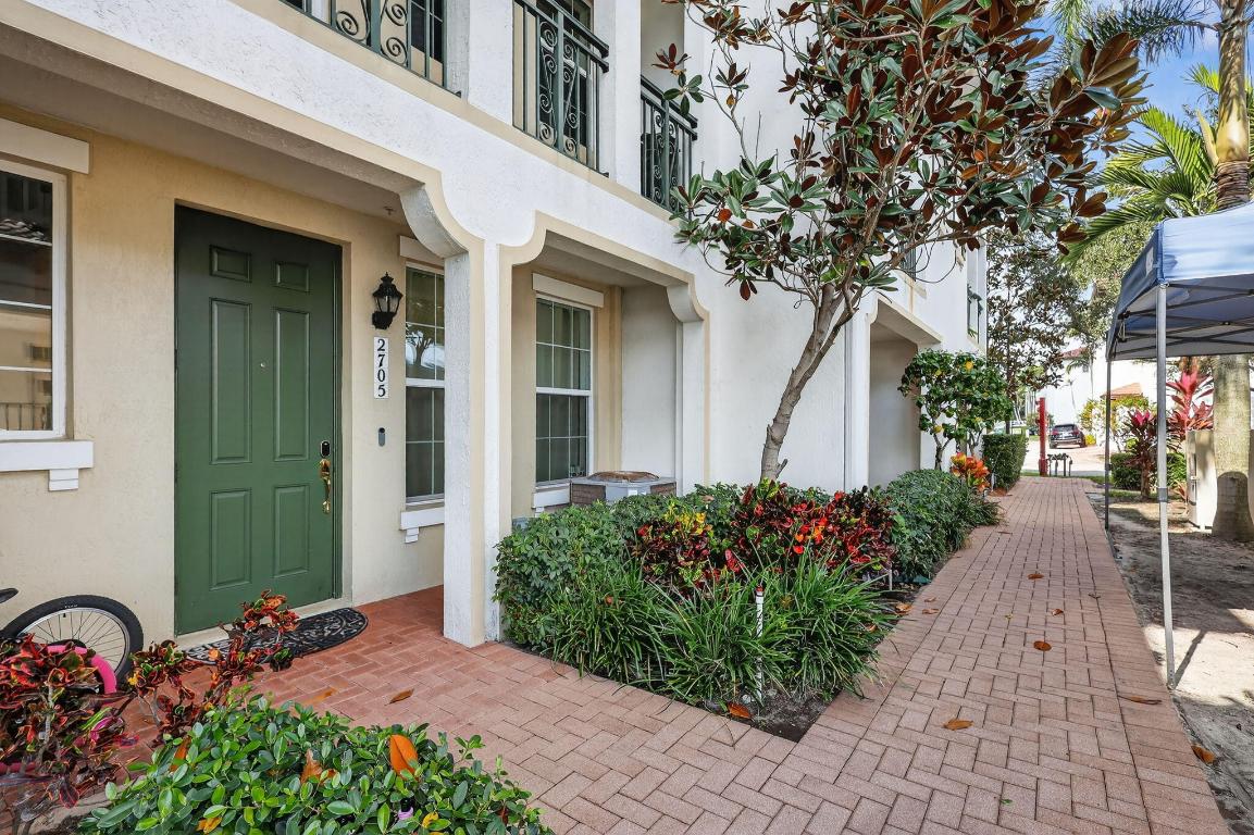 MIRAMAR RESIDENTIAL PLAT - Residential Lease