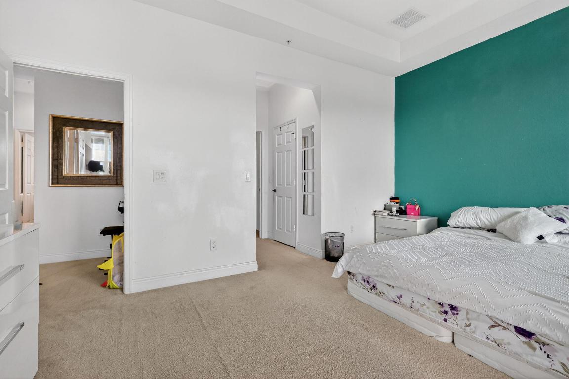 MIRAMAR RESIDENTIAL PLAT - Residential Lease