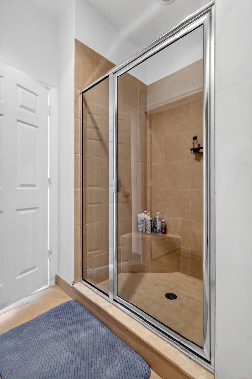 MIRAMAR RESIDENTIAL PLAT - Residential Lease