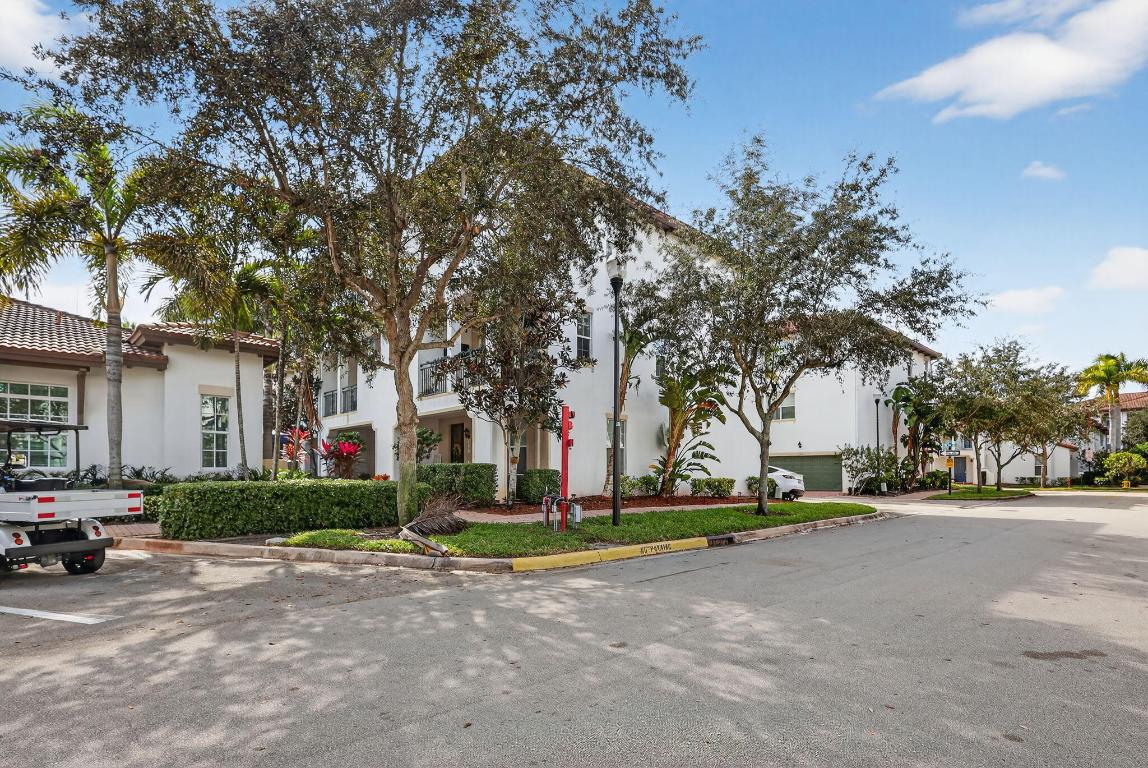 MIRAMAR RESIDENTIAL PLAT - Residential Lease