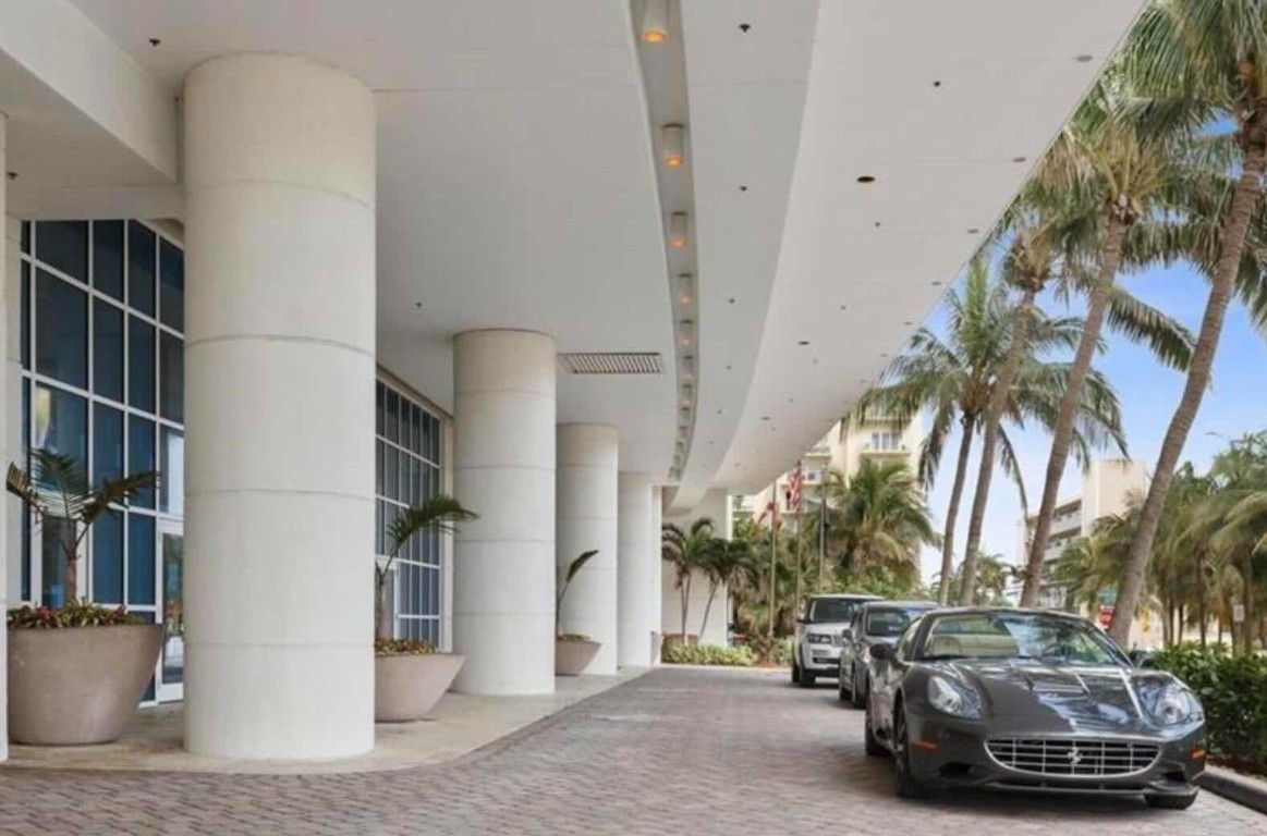 Ritz Carlton - Residential