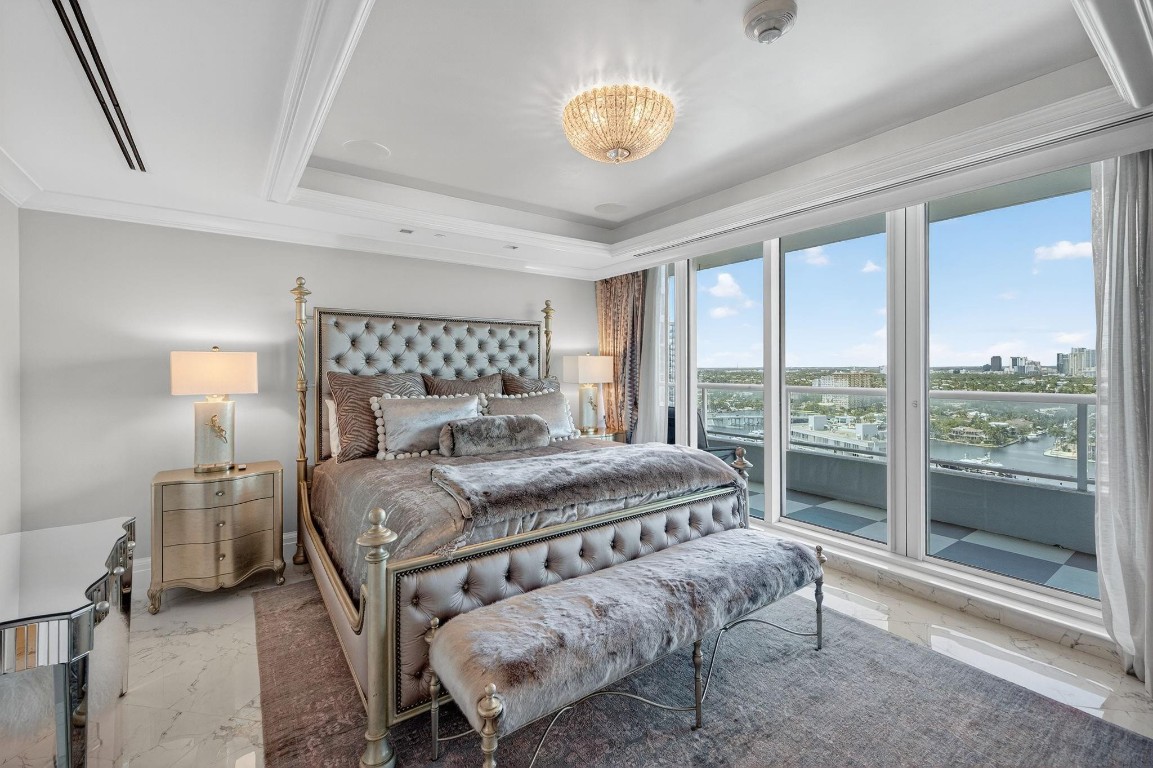 Ritz Carlton - Residential