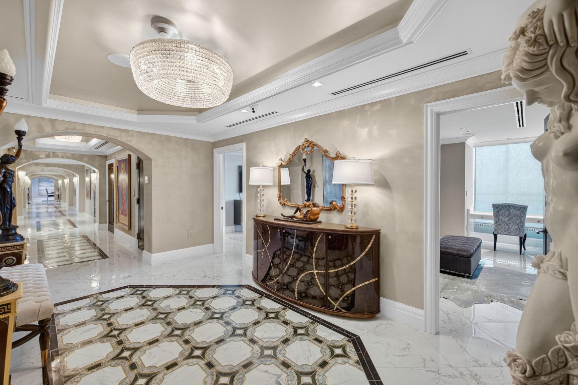 Ritz Carlton - Residential