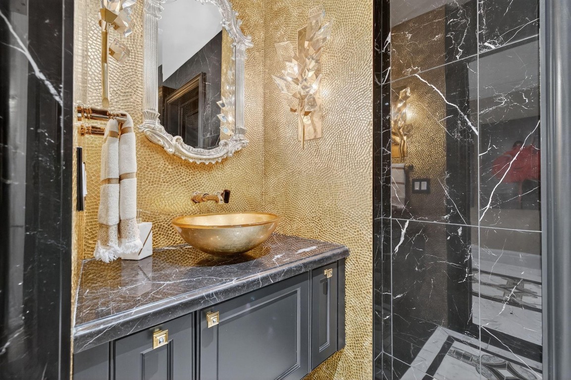 Ritz Carlton - Residential