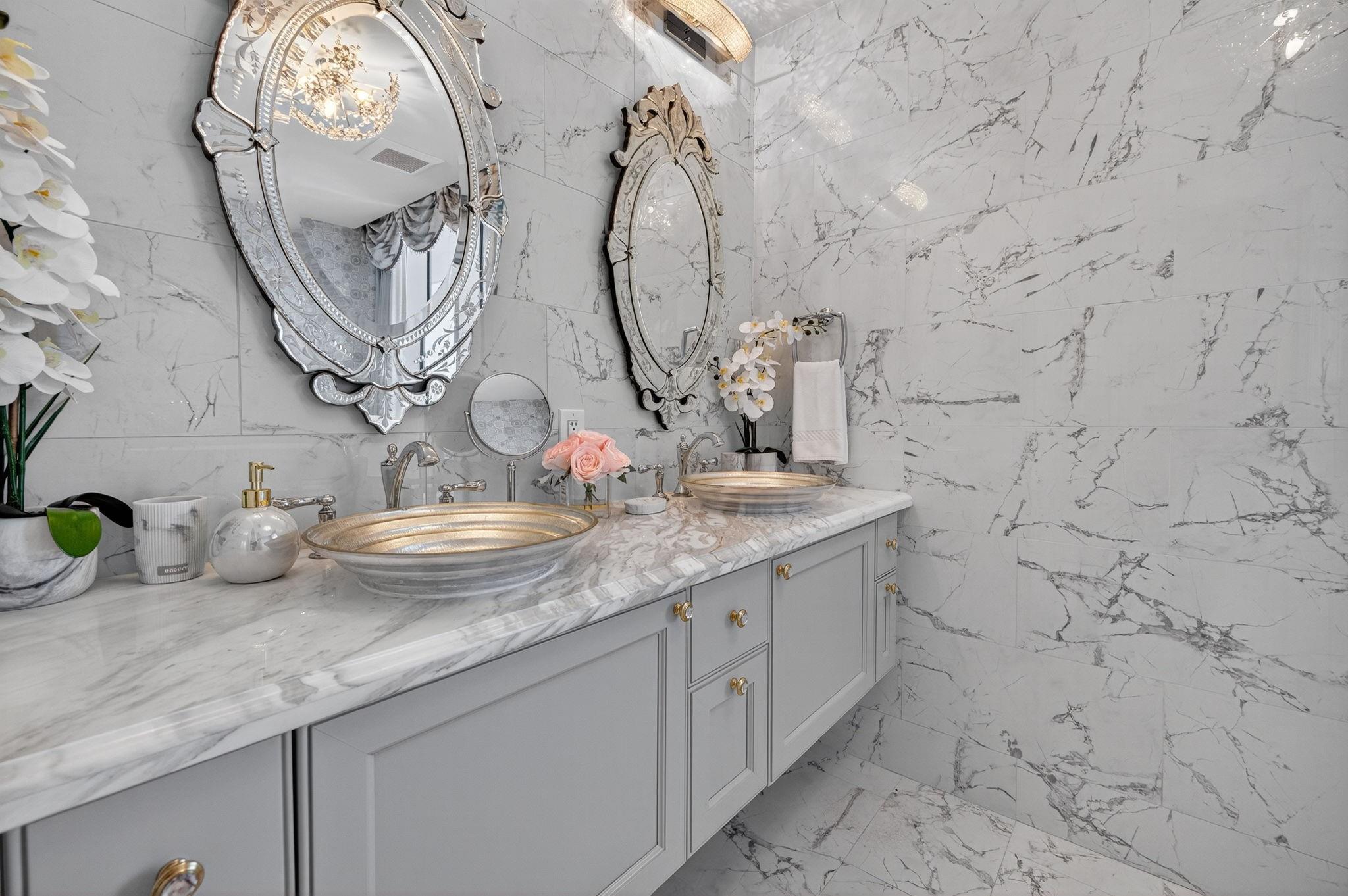 Ritz Carlton - Residential