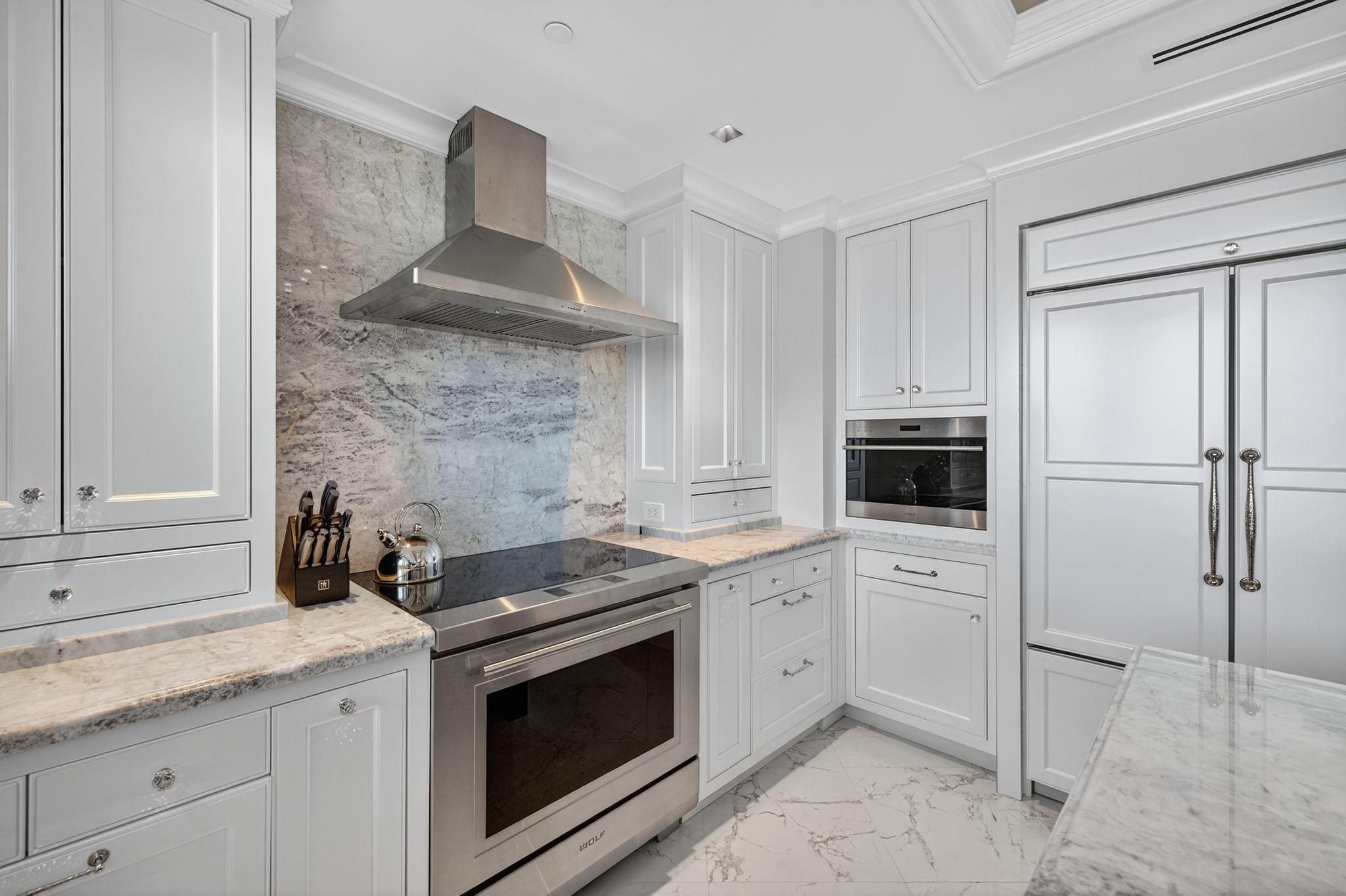 Ritz Carlton - Residential