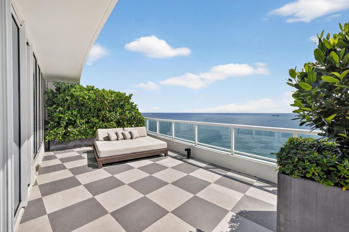 1 N Fort Lauderdale Beach Boulevard 2203