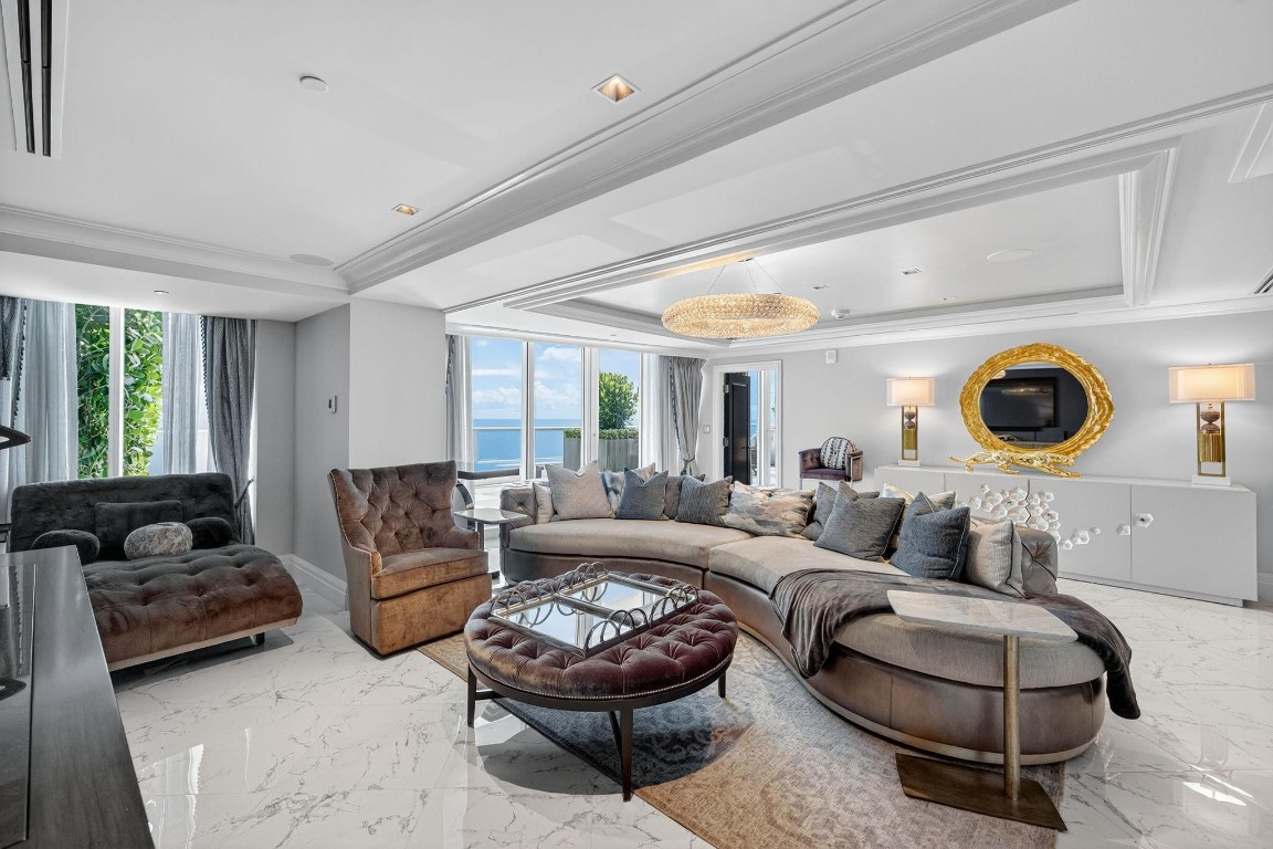 Ritz Carlton - Residential