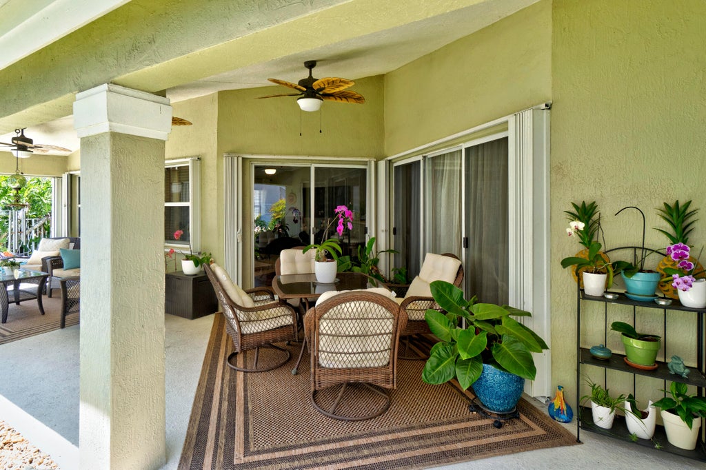 Photo of 113 Citrus Park Circle, Boynton Beach, FL 33436 (MLS # R11084199)