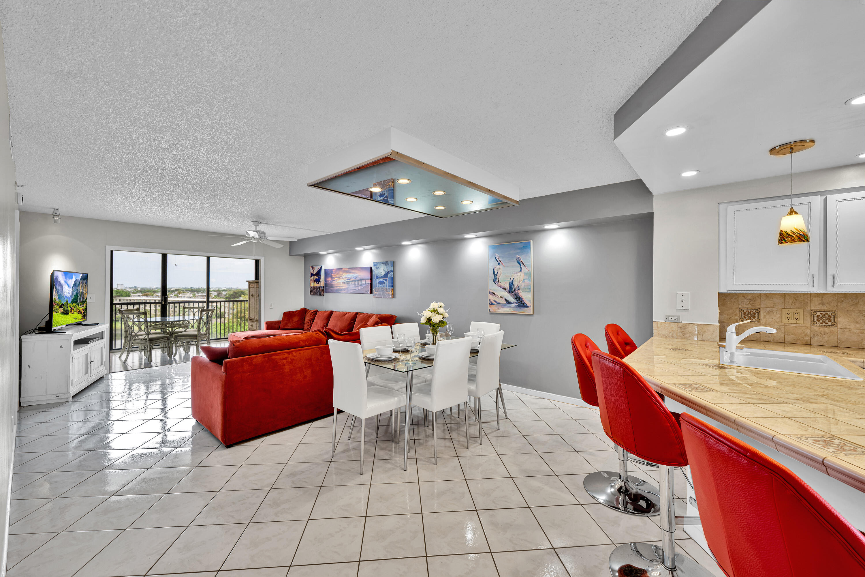 CYPRESS BEND CONDOMINIUM III - Residential