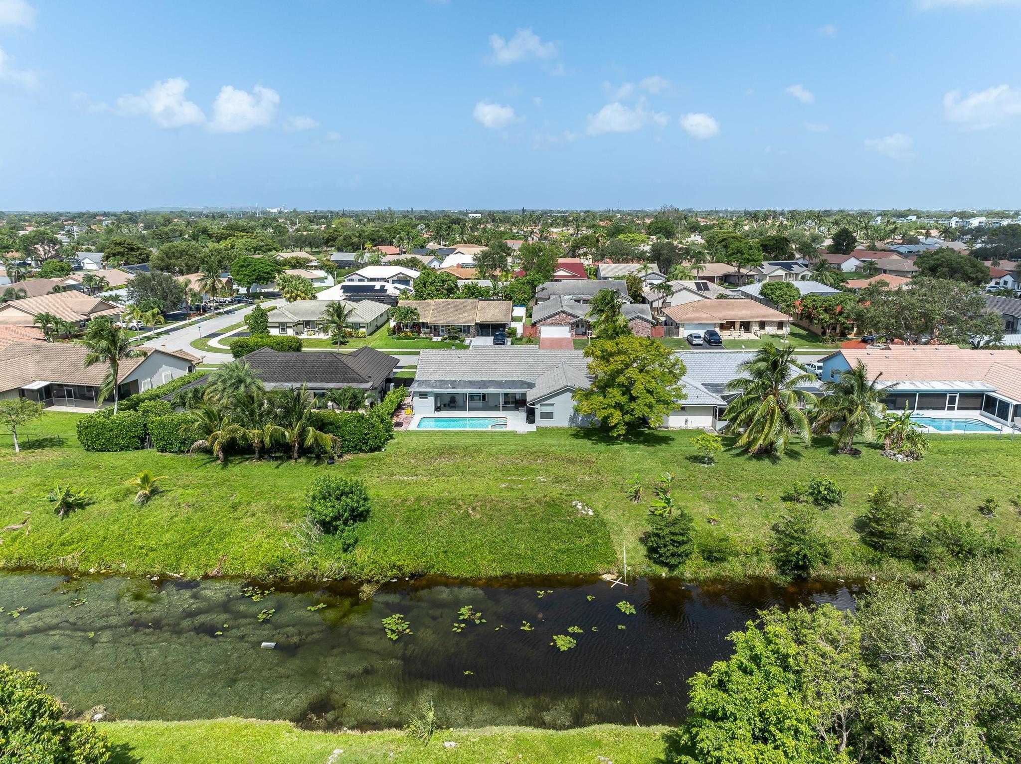 Sunflower Margate 82-38 B - Residential