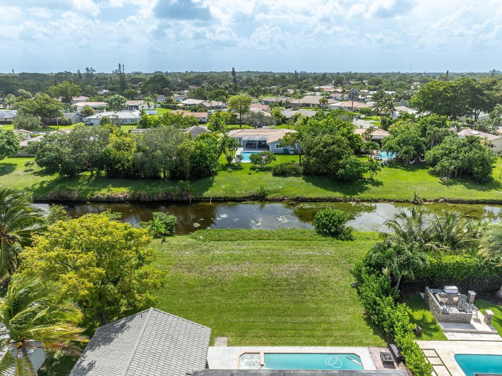 Sunflower Margate 82-38 B - Residential