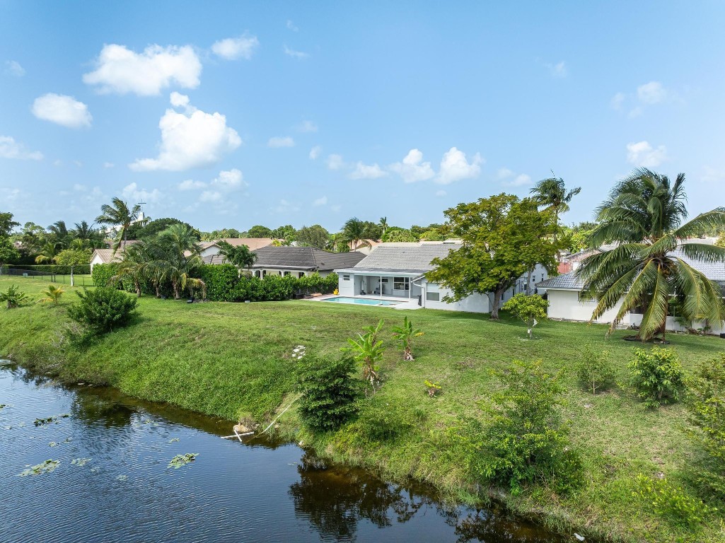 Sunflower Margate 82-38 B - Residential