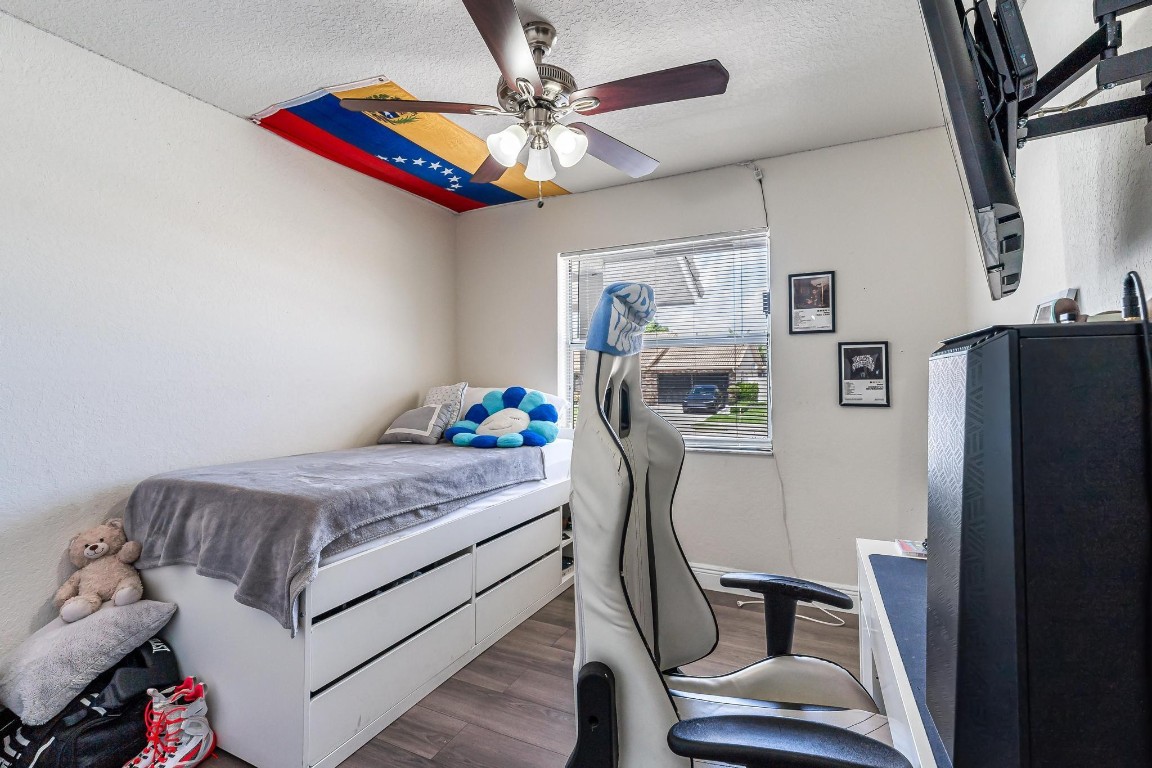 Sunflower Margate 82-38 B - Residential