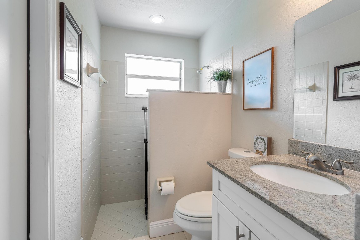 Sunflower Margate 82-38 B - Residential