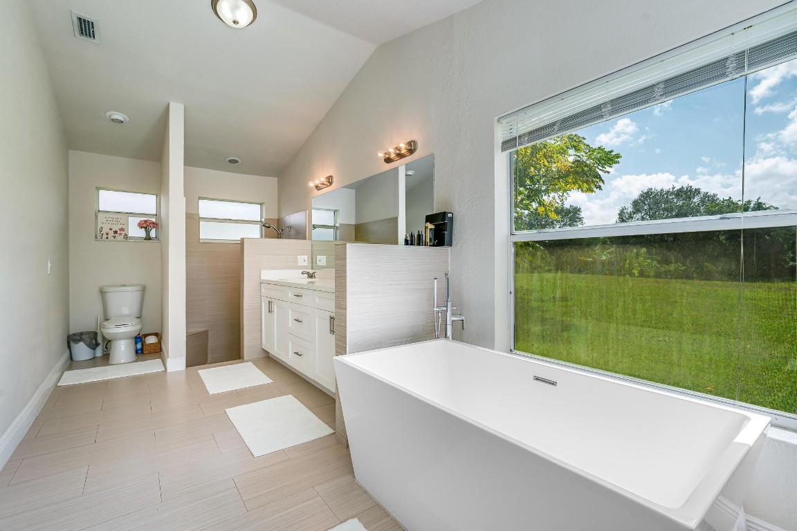 Sunflower Margate 82-38 B - Residential