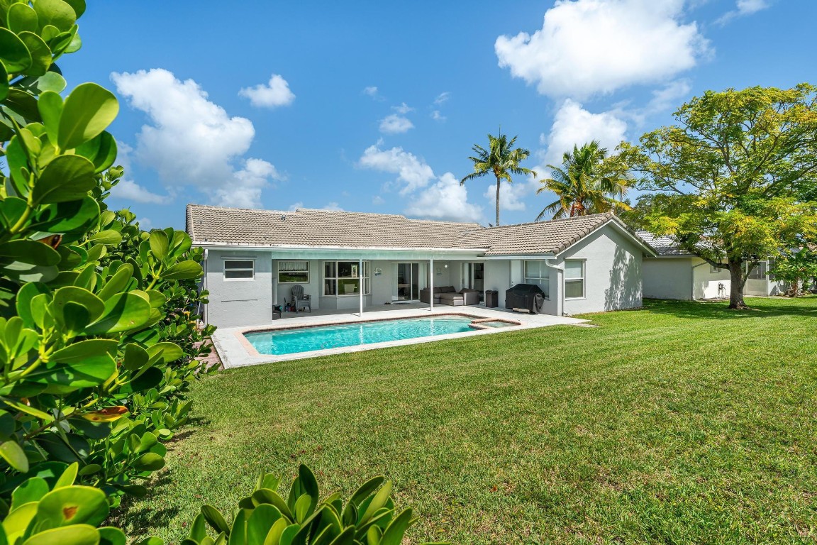 Sunflower Margate 82-38 B - Residential