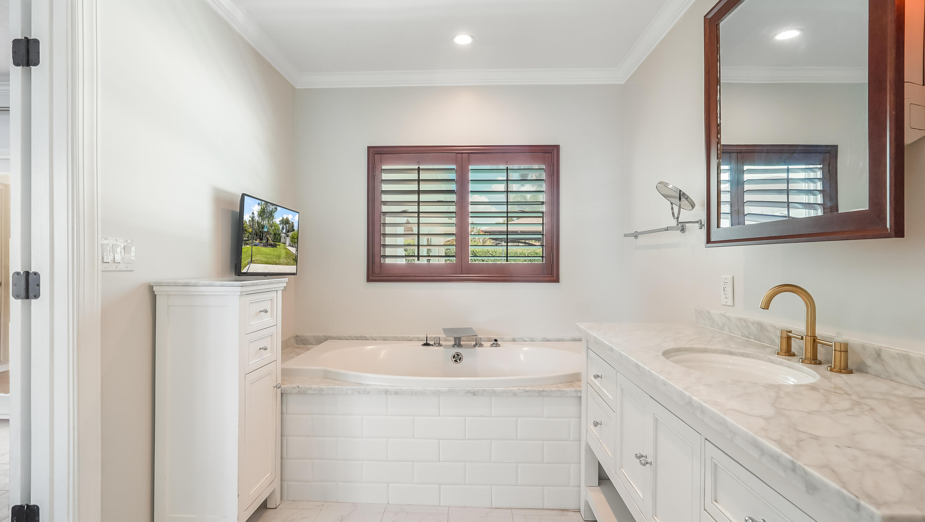 PLANTATION GOLF ESTATES - Residential